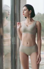 Load image into Gallery viewer, Classic Vest Bra